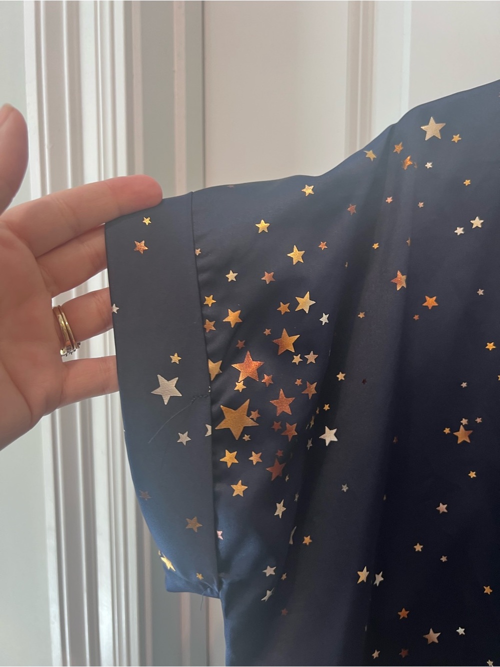 Entro Navy Top with Metallic Gold Star Print Size XL - Picture 15 of 16
